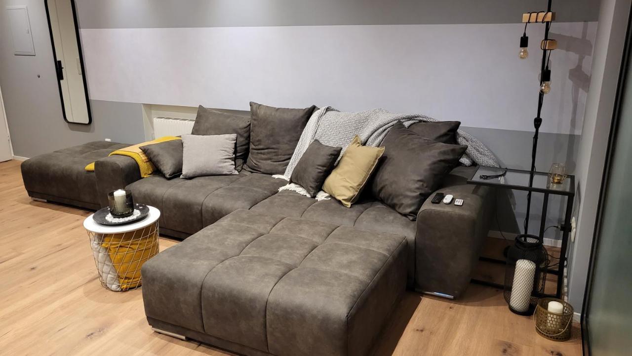 Modern Loft Near City I Free Parking I Wifi โบคุห์ม ภายนอก รูปภาพ