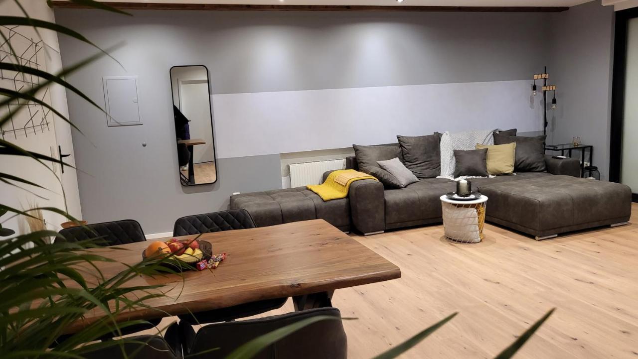Modern Loft Near City I Free Parking I Wifi โบคุห์ม ภายนอก รูปภาพ