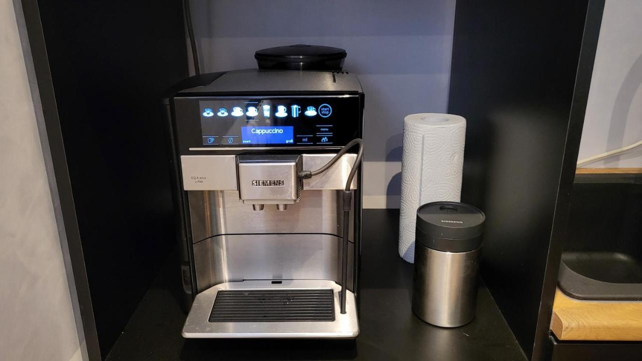 Modern Loft Near City I Free Parking I Wifi โบคุห์ม ภายนอก รูปภาพ